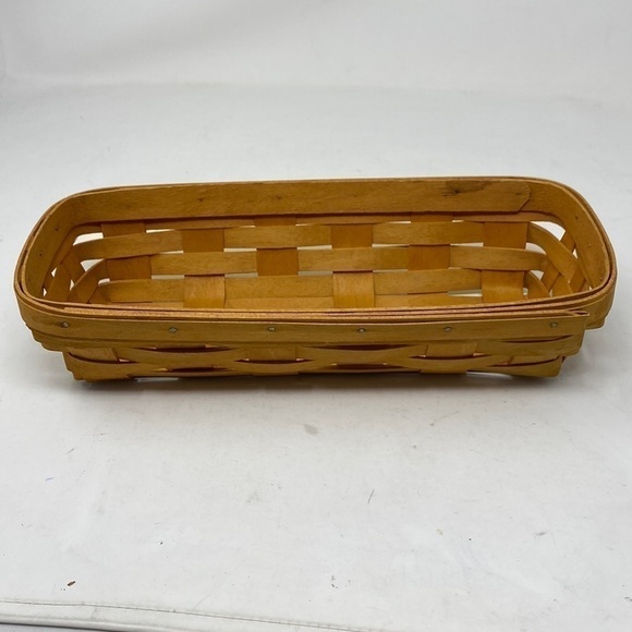 Vintage 1999 Longaberger cracker basket - Picture 1 of 12
